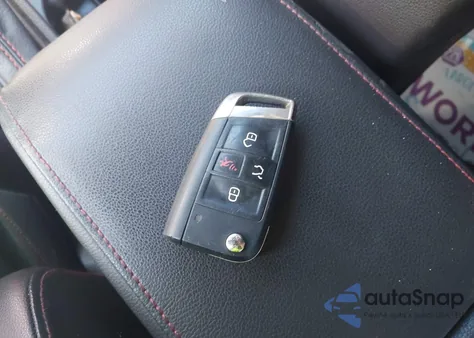 2015 Volkswagen Golf Gti 2.0T Autobahn 4-Door из США, поврежденный, VIN 3VW4T7AU8FM062736